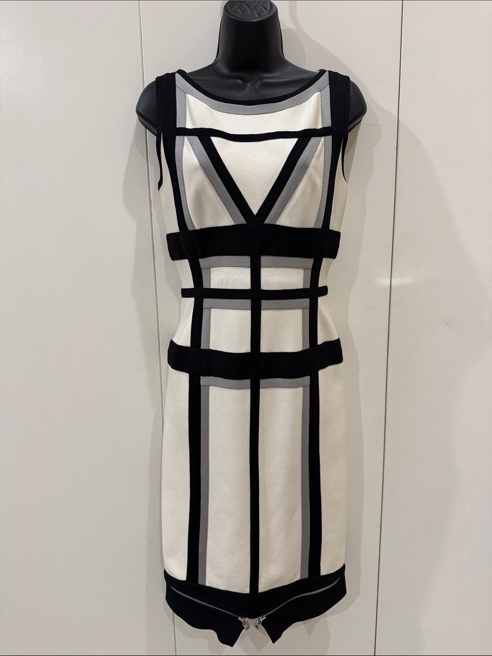 Herve Leger Chic Black & White Geometric Sheath Dress
